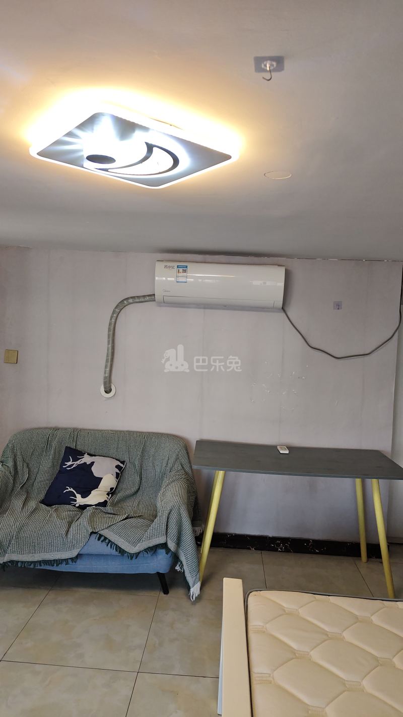 青浦绿地中心柏源晶舍6977184卧室图2