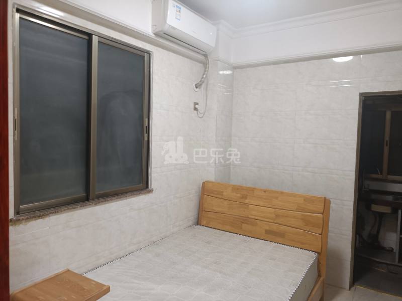 棠涌涌边街二巷7号6981874卧室图1