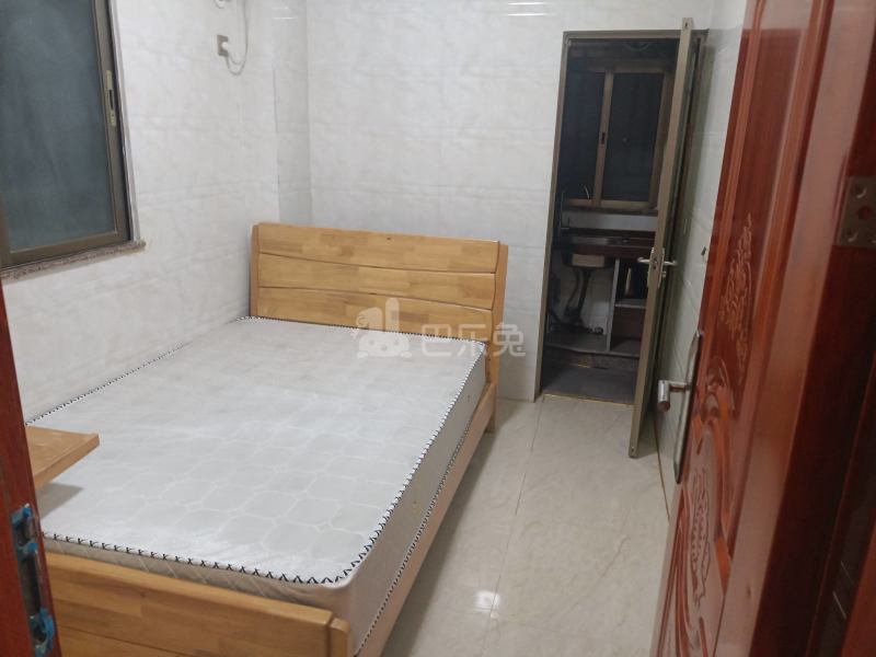 棠涌涌边街二巷7号6981874卧室图2