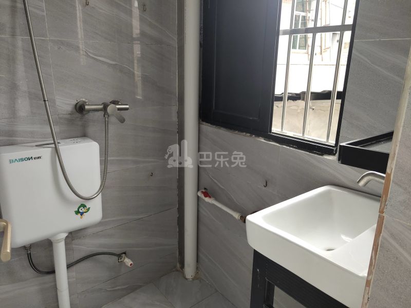 下元岗永春巷8号6986379卫生间图8