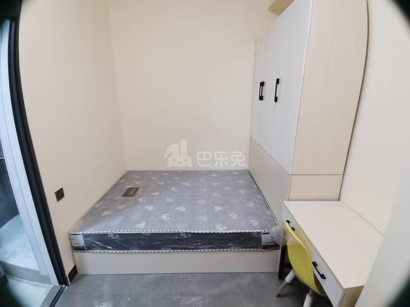 江夏西街10号6988615卧室图2