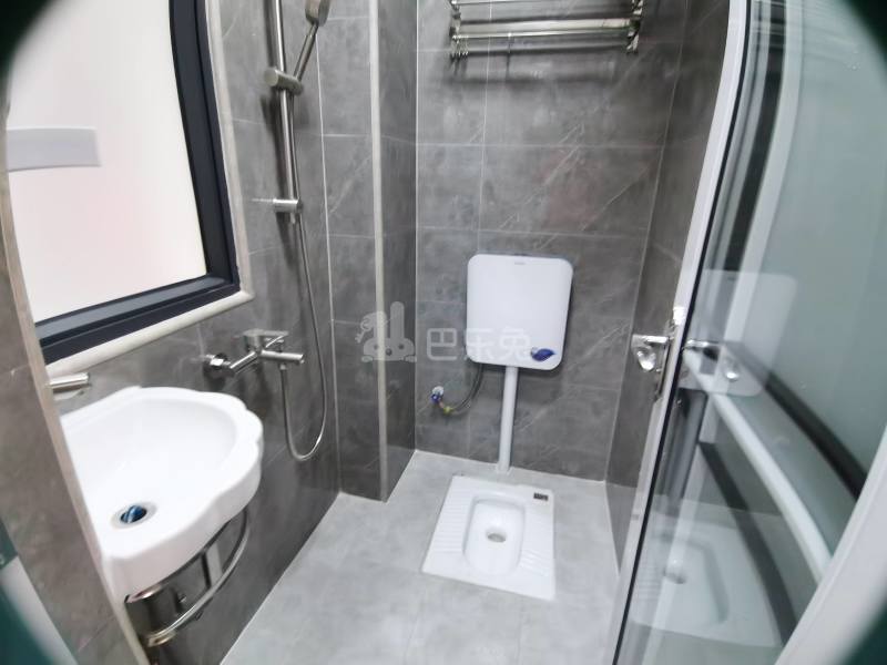 江夏西街10号6988615卫生间图7