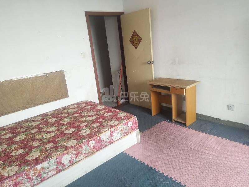 中环一号一期698551卧室图2