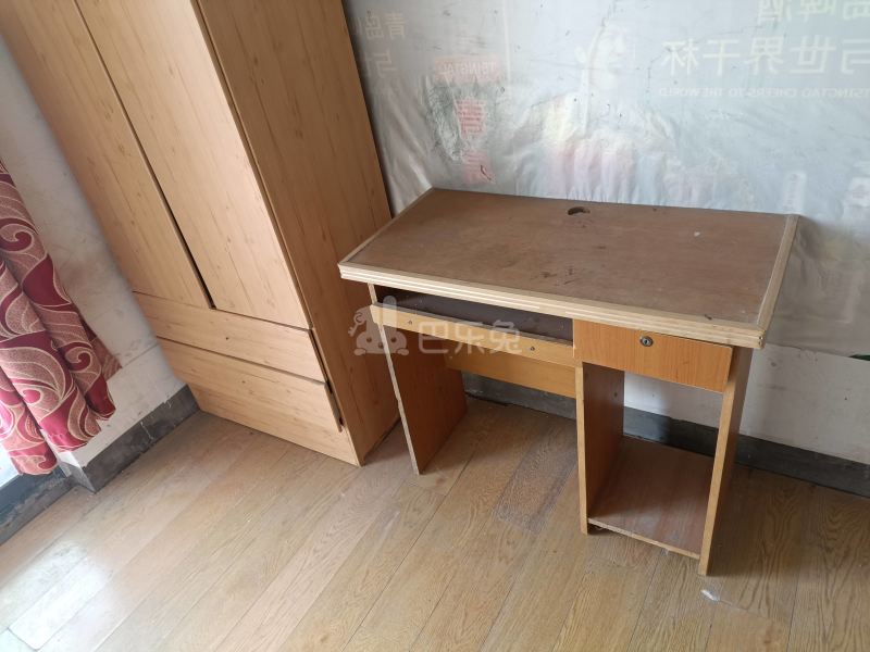 中环一号一期698551客厅图5