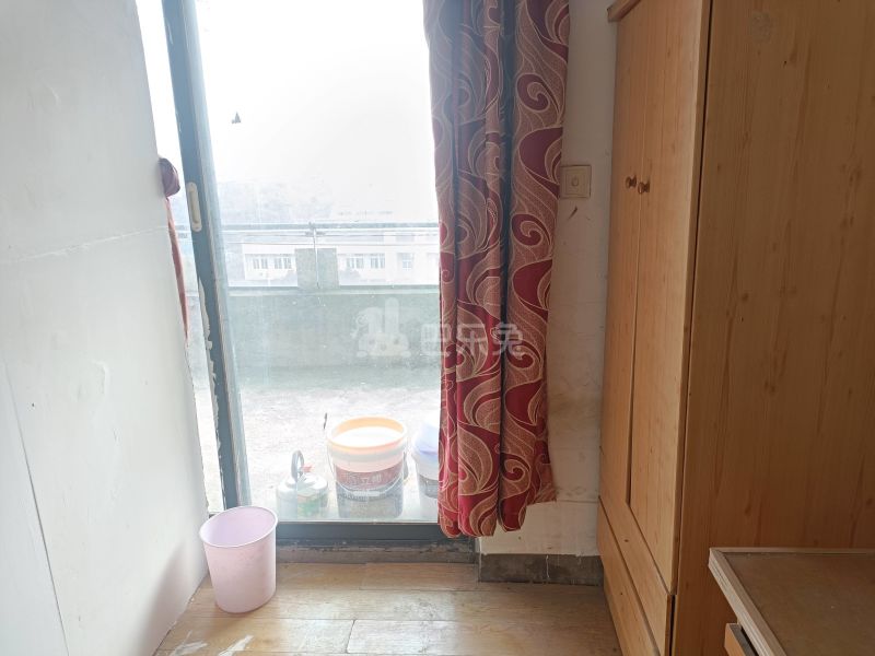 中环一号一期698551厨房图7