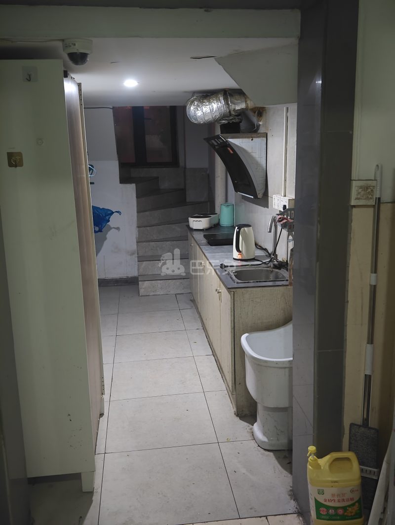 东上海中心6990206厨房图4