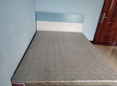 嘉禾望岗西岭街二巷7号 1室1厅1卫