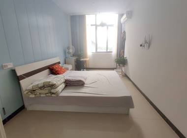 途步公寓 1室0厅1卫