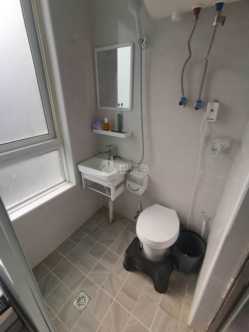 嘉怡坊7003594卫生间图5