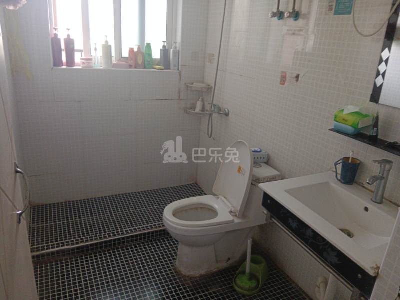 白银时代尚苑三期7004082卫生间图7