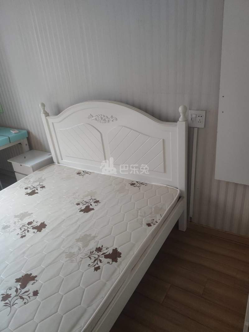 太平家园7004546卧室图3