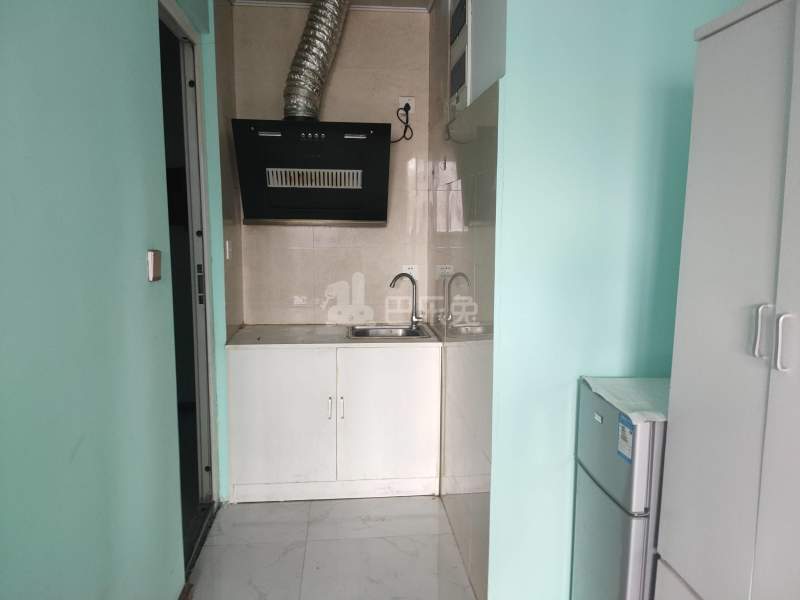 翁梅新苑三区7008986厨房图4