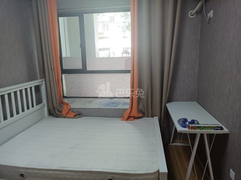 世纪飞凡怡园（世纪长江苑）7015366卧室图3