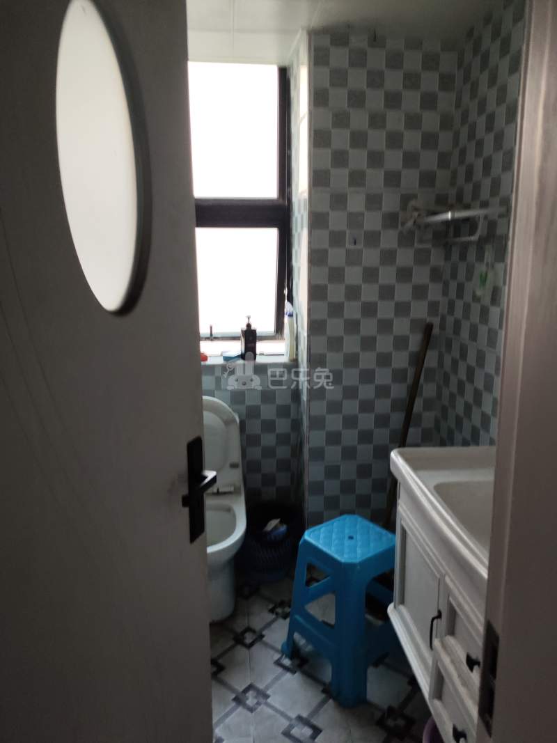 世纪飞凡怡园（世纪长江苑）7015393卫生间图10