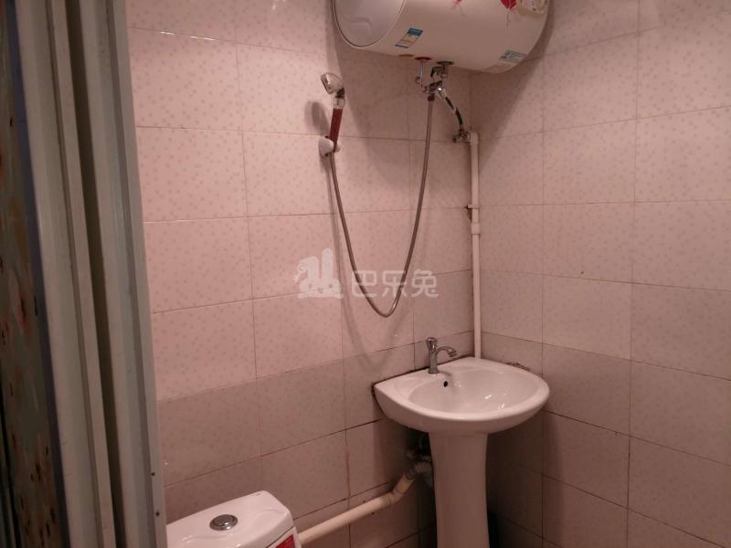 静安花苑701914卫生间图15