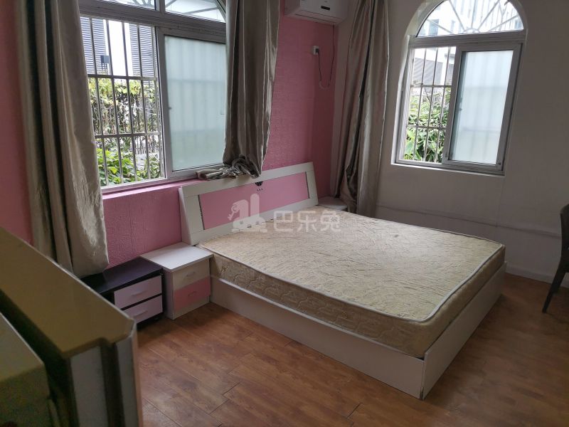 静安花苑701914卧室图0