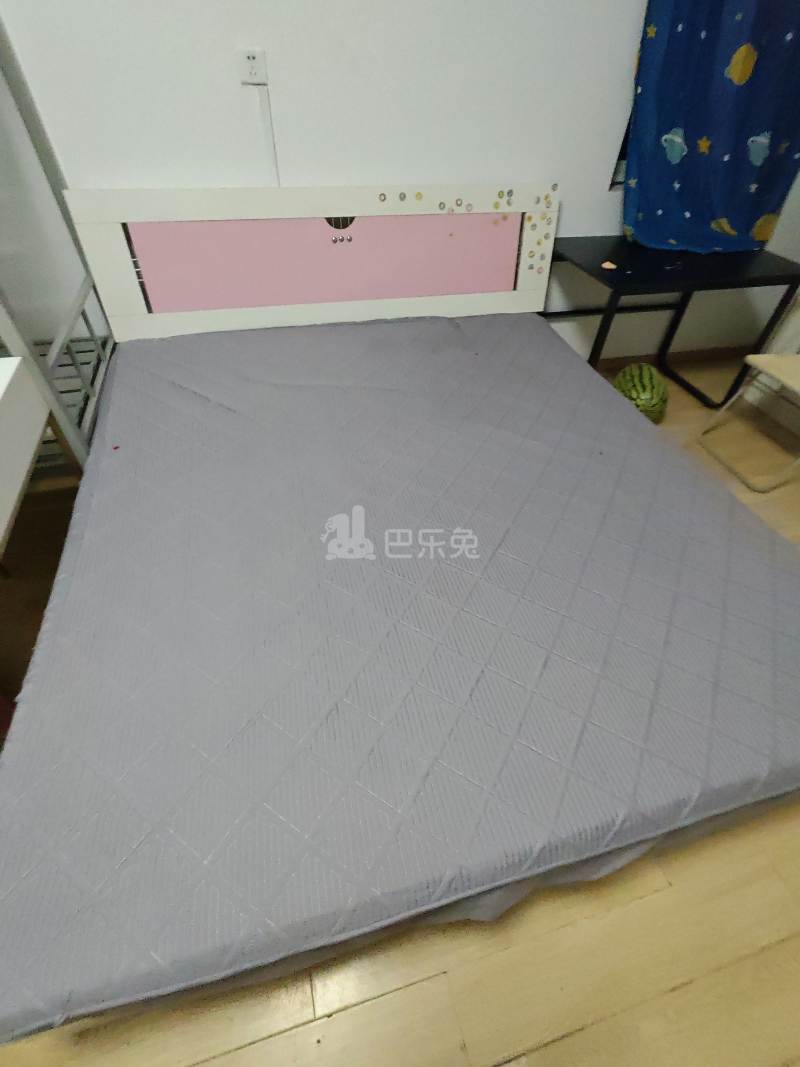 静安花苑701915卧室图0