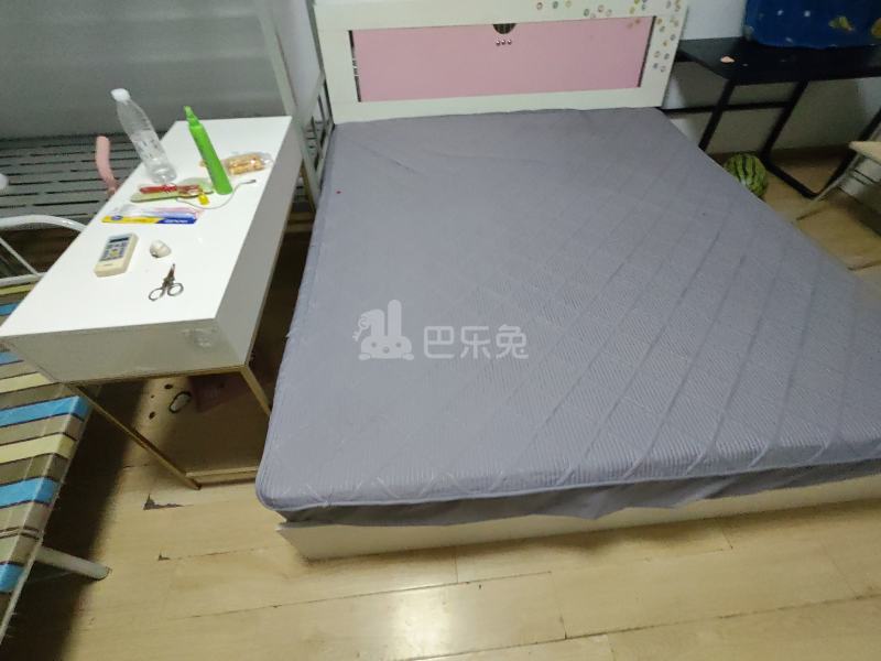 静安花苑701915卧室图3