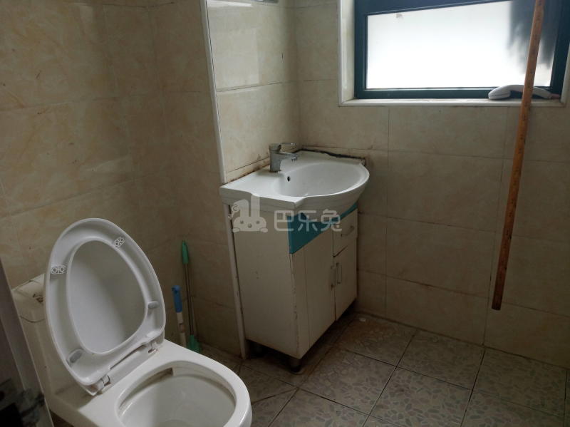 大黄馨园6757754卫生间图7