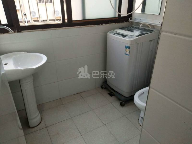 榴莲公寓（二联家园店）7026479卫生间图3