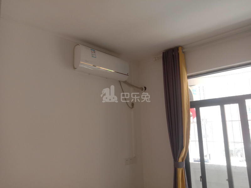 长湴新村东路38号7047071卧室图3