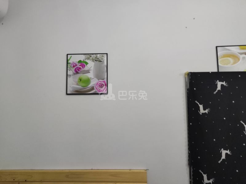 江夏西头塘北二巷1号7050063卧室图1