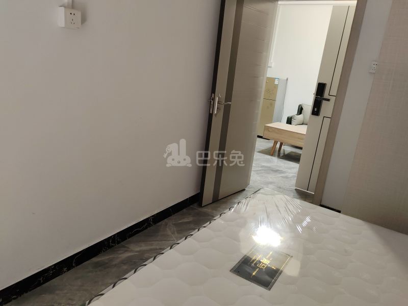 植村三路六巷13号7051933卧室图2