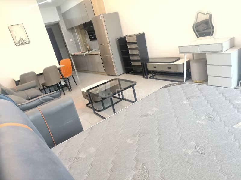 领峰国际（天工国际大厦）7052002卧室图3