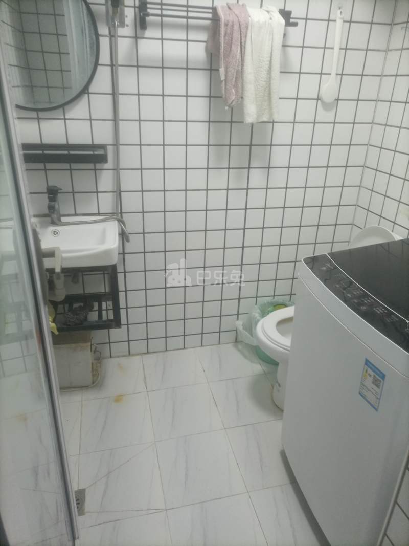 共康公寓7052691卫生间图8