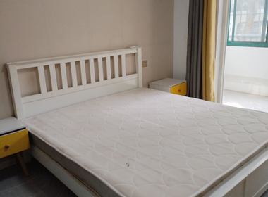 丽江佳苑 2室1厅1卫