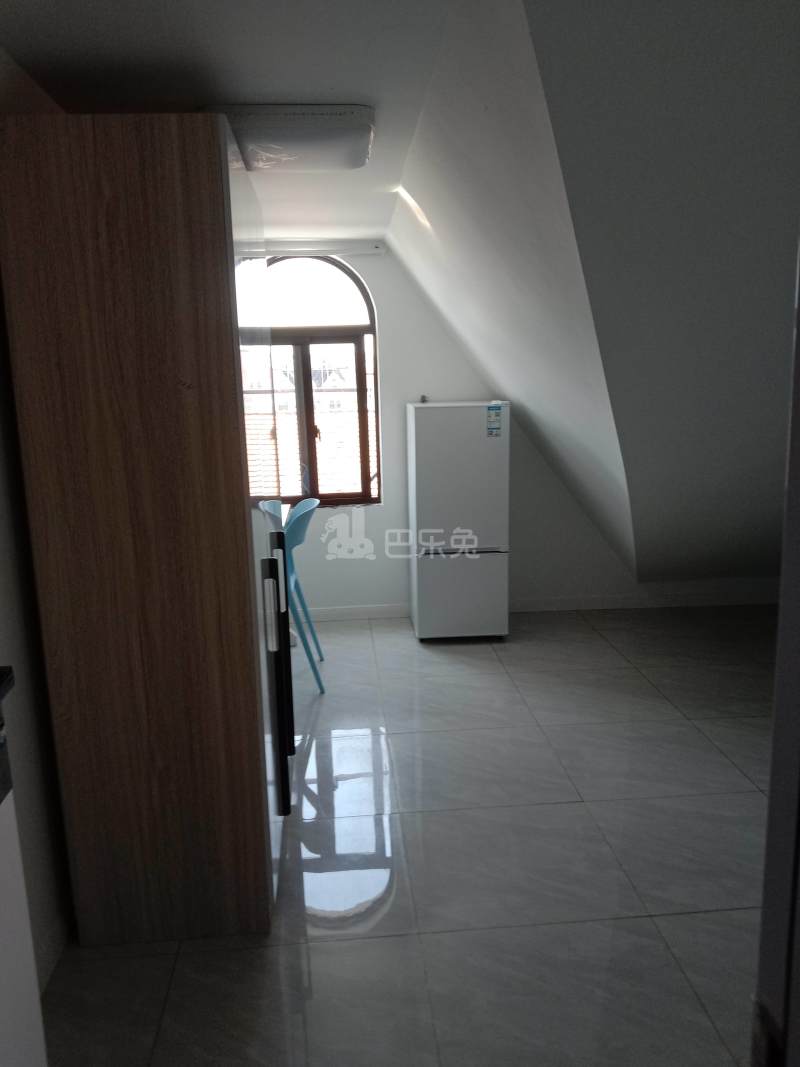 祝桥工业城3区7063562客厅图8