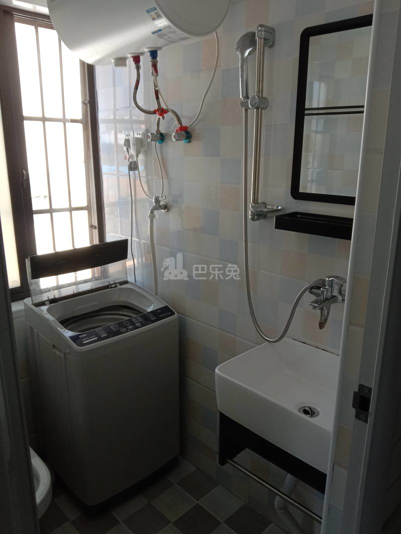 祝桥工业城3区7063562卫生间图10