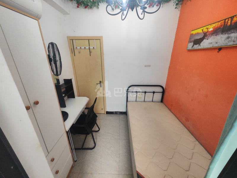 经纬学士逸居家园7063881卧室图3