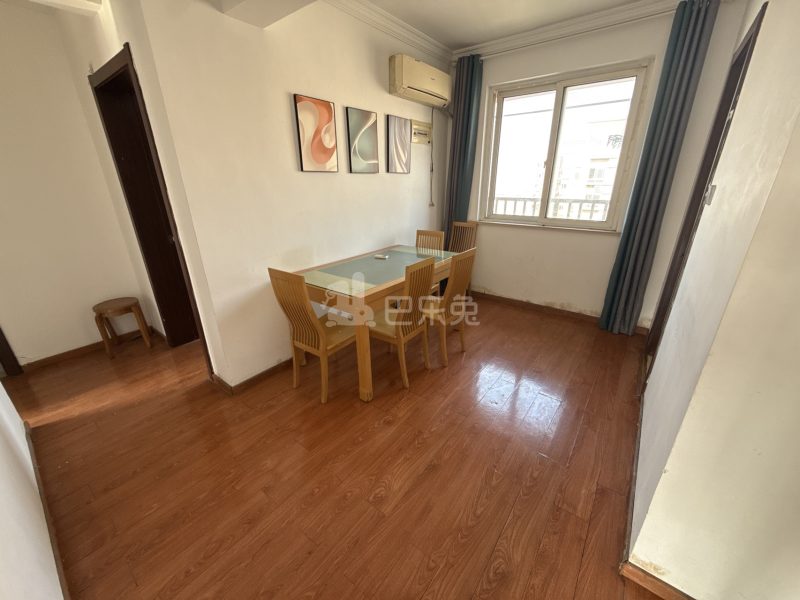 和家欣苑D区706341客厅图8