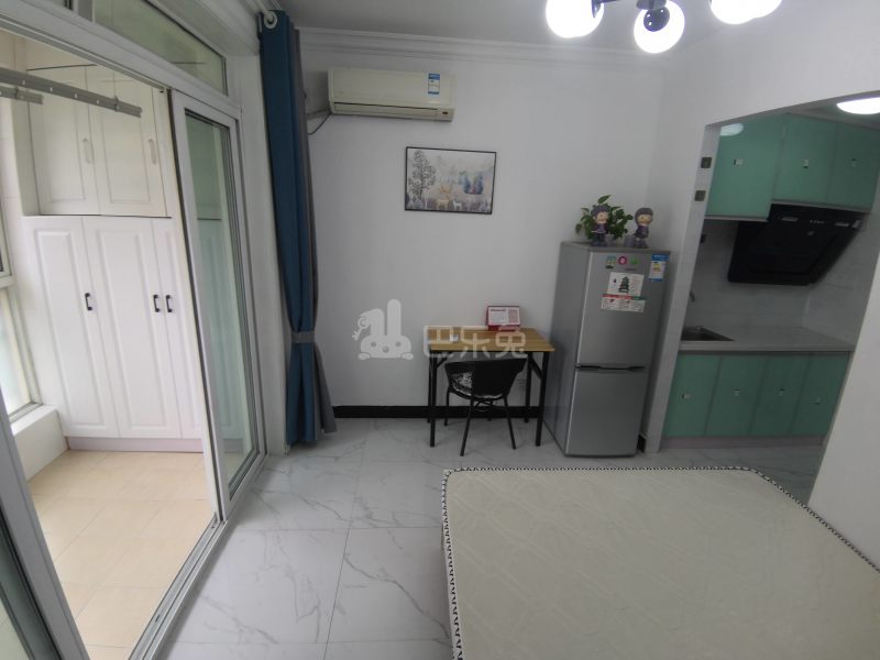 爱博四村7072713卧室图3