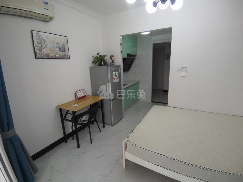 爱博四村7072713卧室图2