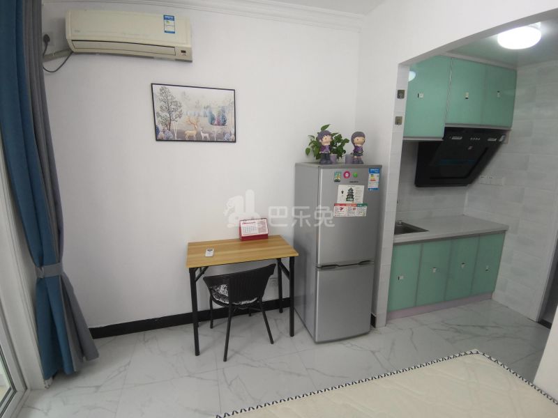 爱博四村7072713卧室图6