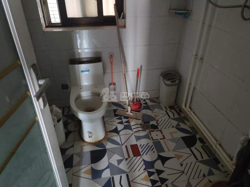 杨浦大厦7082358卫生间图6