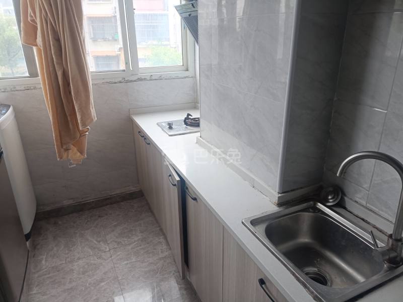 张江紫晶苑7088524厨房图4