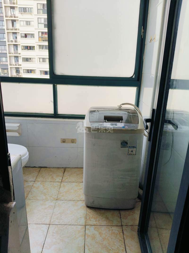 华悦家园北区7091831卫生间图10