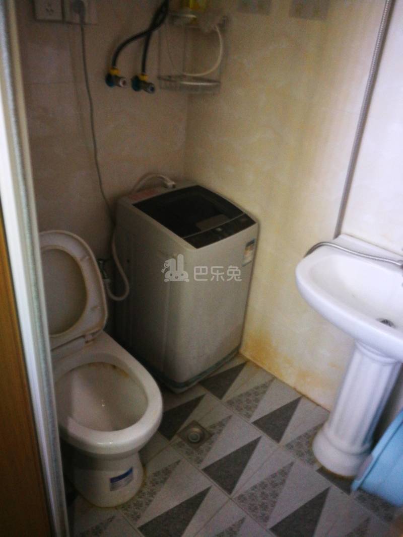 水清二村7099840卫生间图5