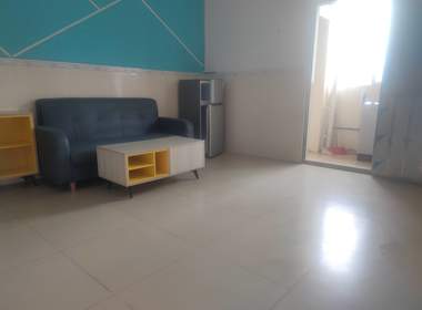 吉山新路街45号 1室1厅1卫