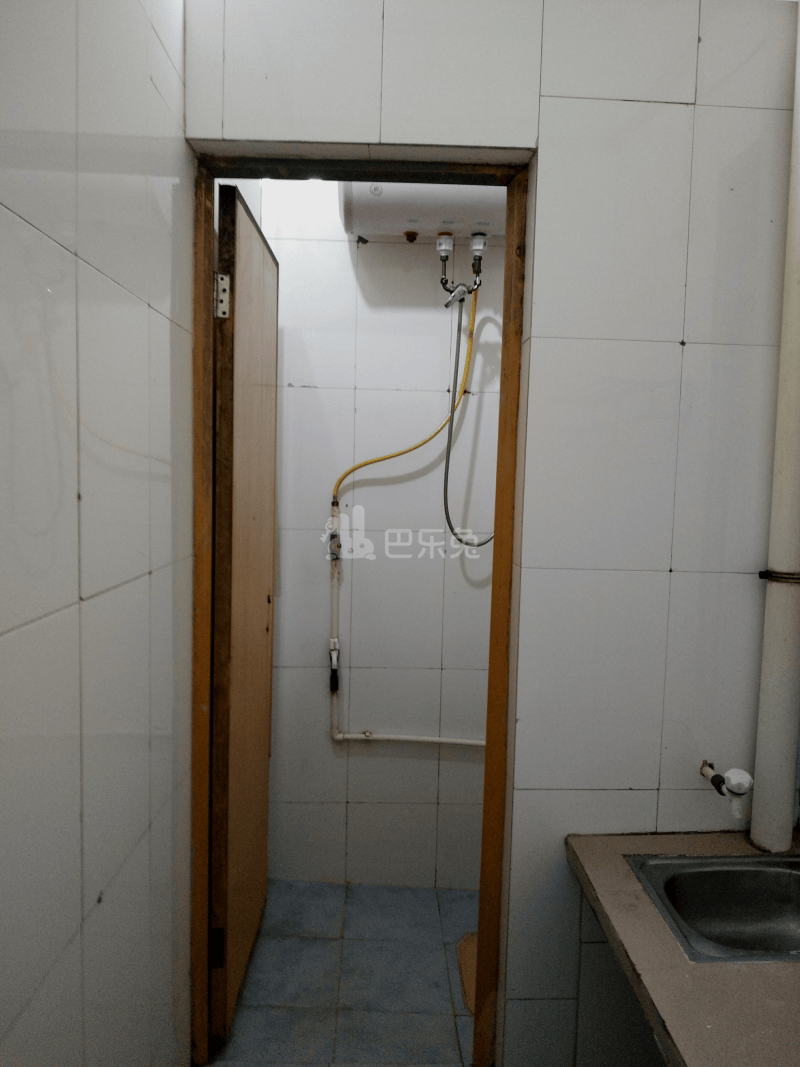 江夏东二巷6号7110738卫生间图6