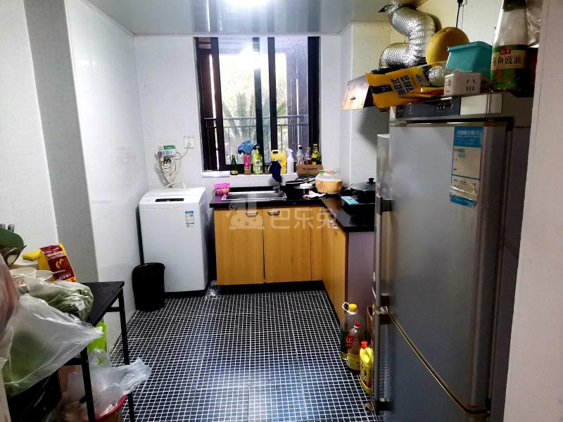 新城香溢澜庭南区7120933厨房图6