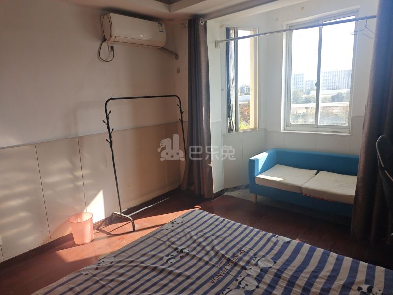 久富苑7121920卧室图2