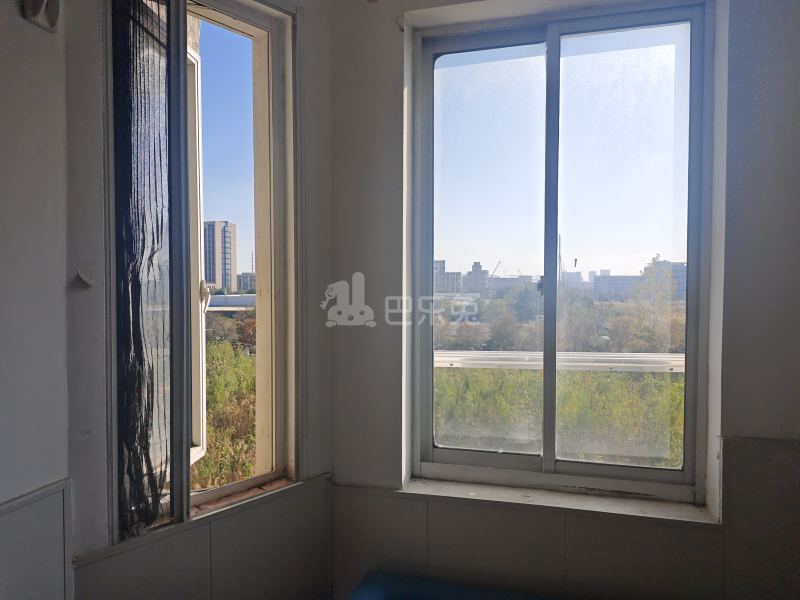 久富苑7121920卧室窗户图6