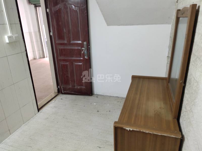 龙诚汇物业（龙洞村龙洞聚贤小区二巷9号）7121953卧室图1