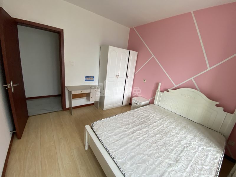 浦西玫瑰园（天誉名邸）7124392卧室图4