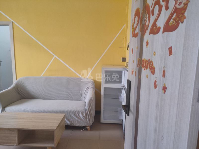 珠村中东新街八巷12号7127367客厅图4