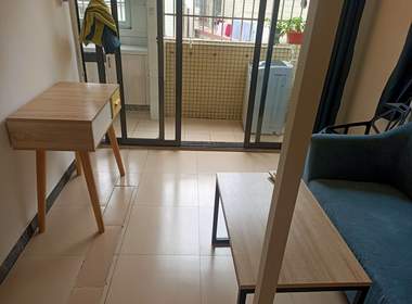 珠村中东新街八巷12号 